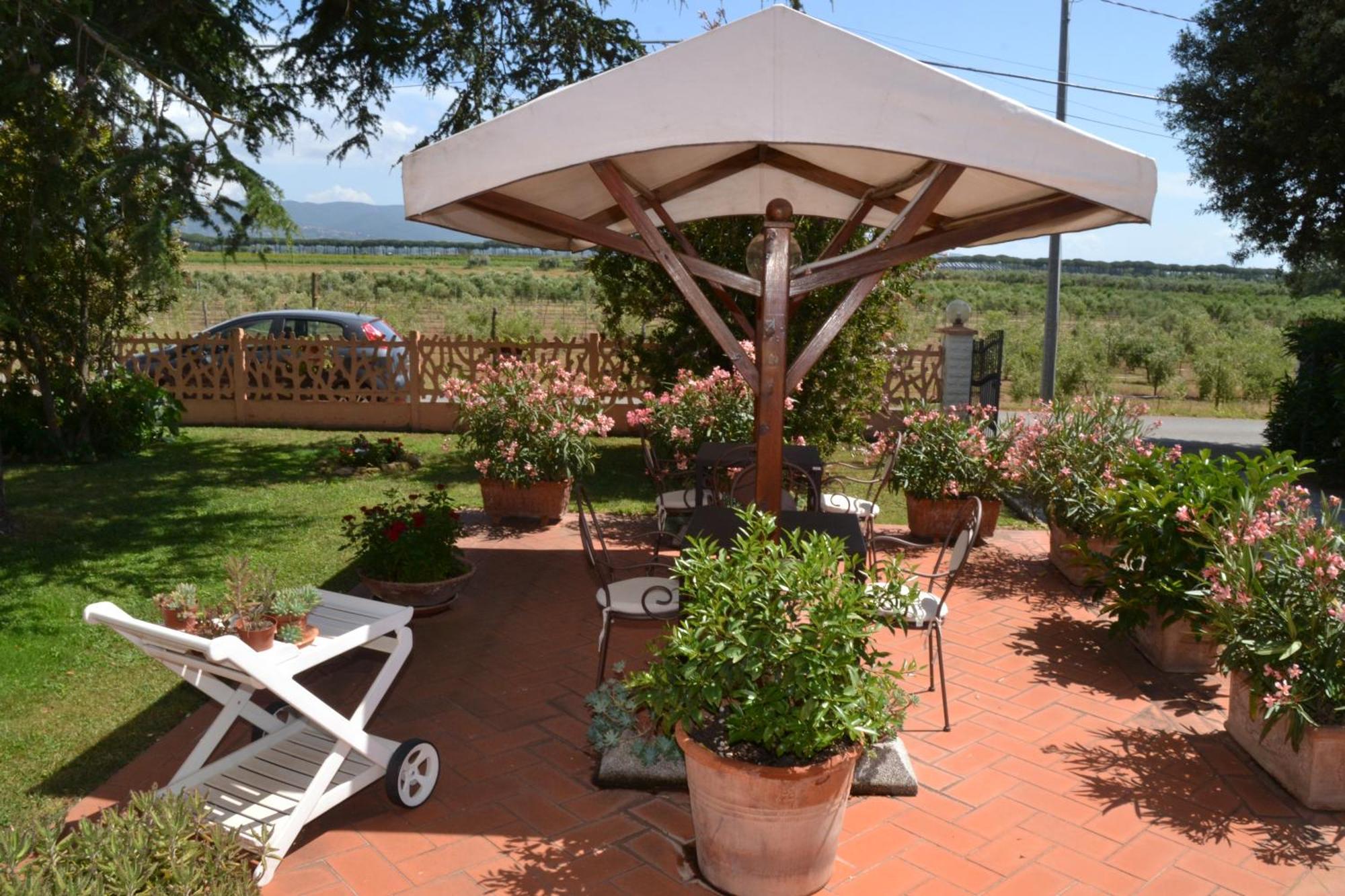 La Mimosa Hotel Bolgheri Bagian luar foto